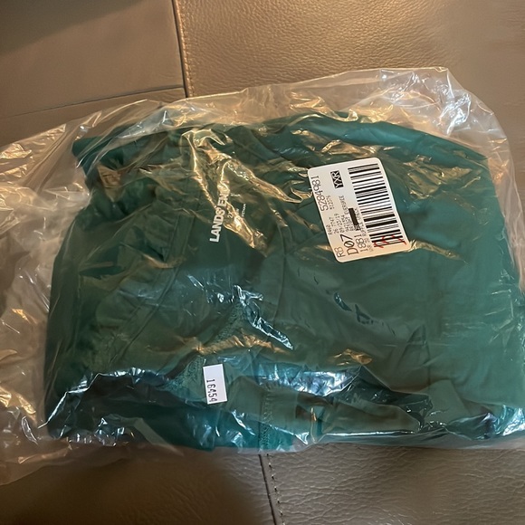 2X Lands End Ruffle V Neck Shirt EE43 6050 - Picture 6 of 6